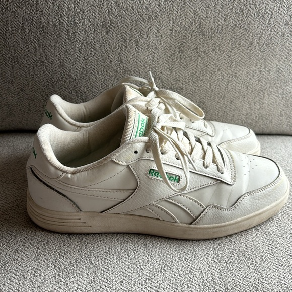 Reebok shoes - Picture 4 of 8